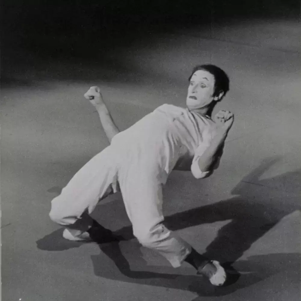 achat photographie Bip. Renversement. de Roger Pic Mime Marceau